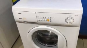 Стиральная машина Zanussi ZWO384