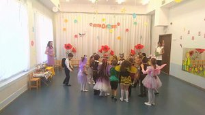 Выглянуло солнышко. Простой танец на весенний утренник.