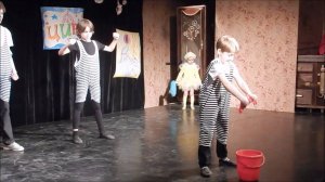 этюд «Краб» и фрагменты спектакля «Цирк»