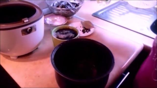Как приготовить шпроты в домашних условиях. Готовим шпроты в мультиварке