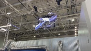 Подвес каркаса видеостены из 12-ти голографических вентиляторов для GRAND TRADE на Metal-Expo