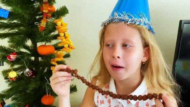 Съедобные и несъедобные?игрушки на новогоднюю ёлку?  Новогодний лайфхак⚡и челлендж от Полины?♀️