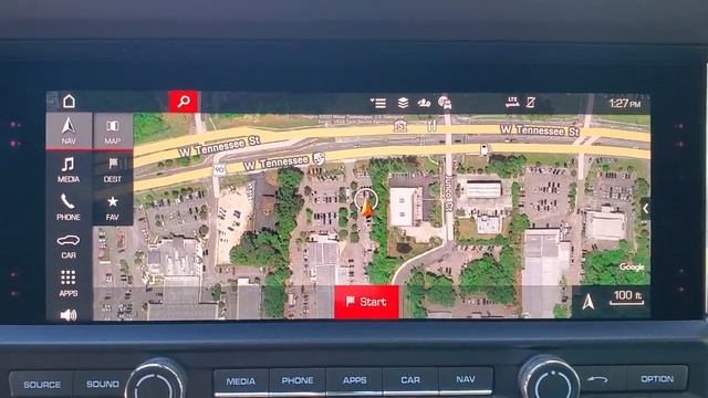 2021 Porsche Macan 21221