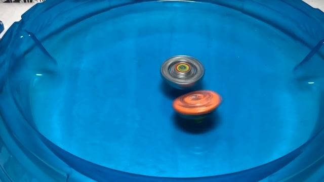 ОЧЕНЬ СТРАННЫЙ НОВЫЙ ВОЛЧОК ВОЛБОРГ / Бейблэйд Бёрст / Beyblade Burst смотреть онлайн