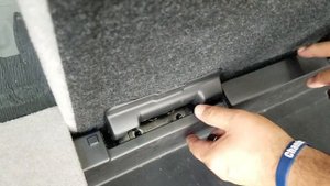 How to Remove Navigation Drive Unit from Lexus RX330  2005 for Repair.