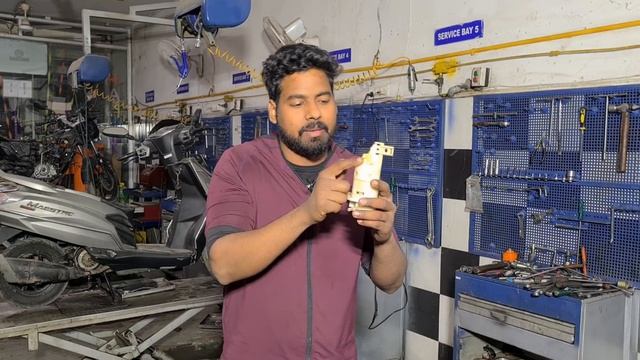 BS6 बाइक या स्कूटी मे अगर 3 लीटर से कम पेट्रोल हुआ तो आएँगी इतनी सारी परेशानियां ? |BS6 #TEAMARV смотреть онлайн