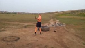 работа кувалдой 16кг