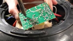 Мультиварка moulinex EPC05-S1 не включается, ремонт платы питания.  Multicooker repair moulinex.
