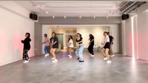 HYUNA “ Q&A “ MIYA dance cover