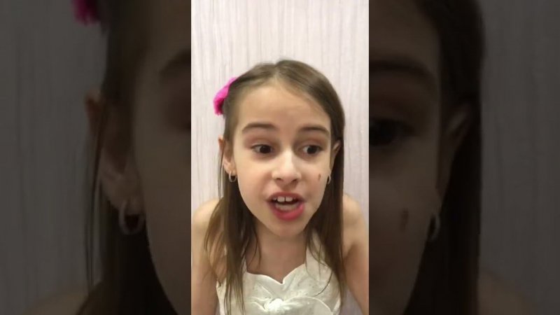 Что хочет Алинка Малинка Непонимание #shorts