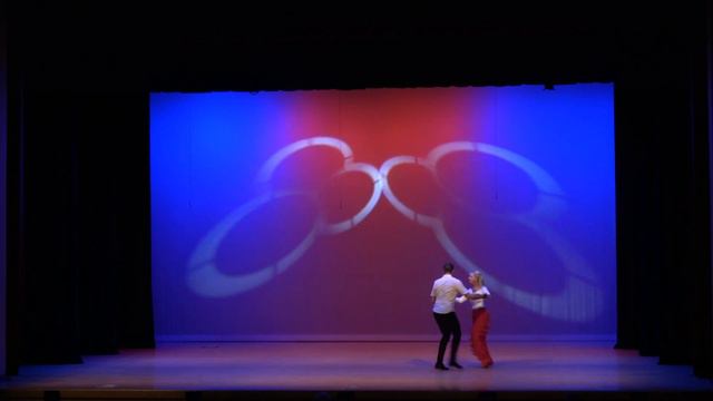 Heavy Metal Masquerade - Mike McKerlie & April Roberts. смотреть онлайн