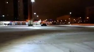 Дрифт на Toyota Highlander 3.5 249л.с полный привод.