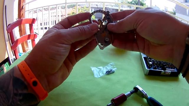 Многофункциональный ключ держатель из нерживейки с AliExpress смотреть онлайн