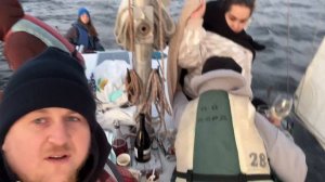 ПРОГУЛКА НА ЯХТЕ