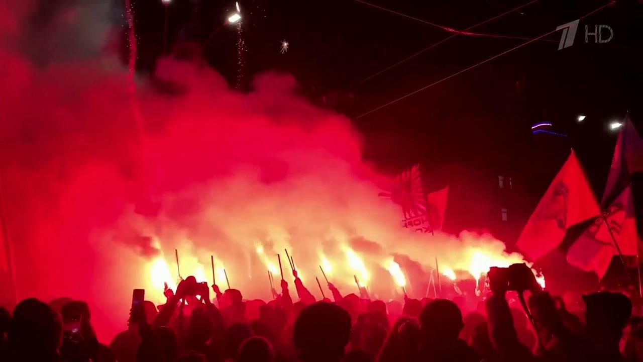 В ответ на достигнутые договоренности между Москвой и Киевом радикалы устроили показательную акцию