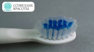 Электрическая зубная щетка CS Medica CS 233-UV с дезинфектором и 4 насадками.