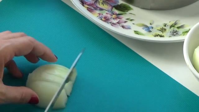 Салат на Новый Год 2018 Сметут со стола первым!!! смотреть онлайн