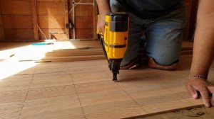 Lace in Red Oak Top Nail Hardwood Floor