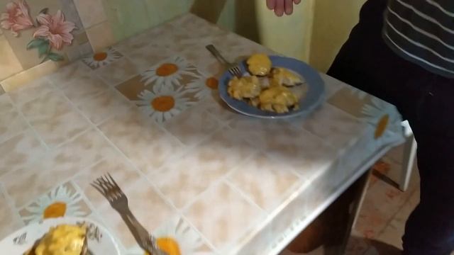 Фаршированные шампиньоны запечённые в духовке с курицей и сыром рецепт