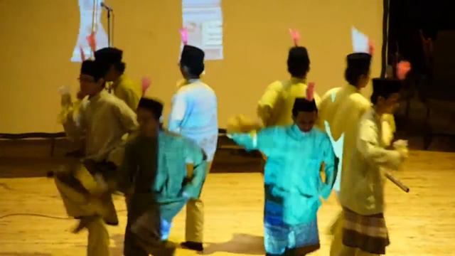 International Day 09 Zapin смотреть онлайн