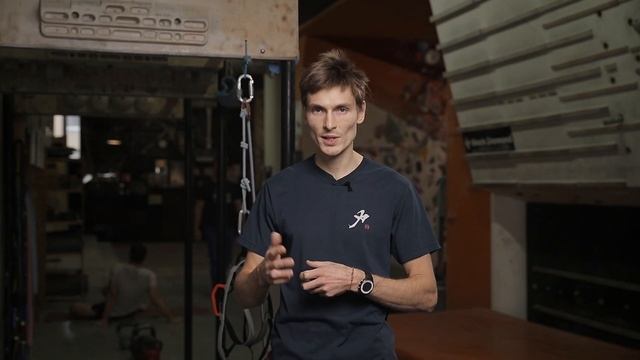 Сила хвата скалолаза: как и сколько висеть на фингерборде