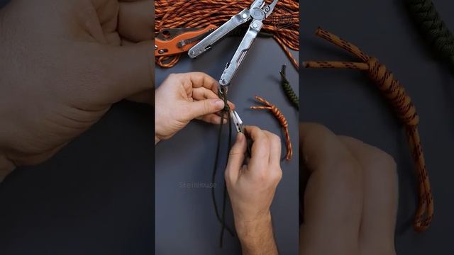 Темляк из паракорда для ножа - "Змейка"