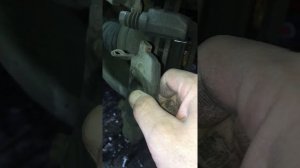 Замена тормозных колодок на кио рио 3.