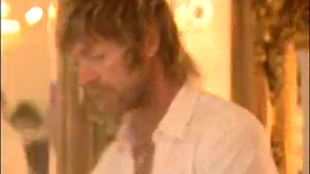 Lee Stafford Shine Head Spray - Спрей для блеска волос смотреть онлайн