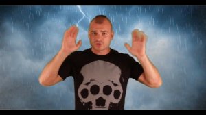 Тесак комментирует видео "Тесак и румяный слизень"