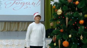 Никита Сбойчаков  -  Что под ёлкой спрятано  (Музыка Н. Пескова. Слова П. Синявского)