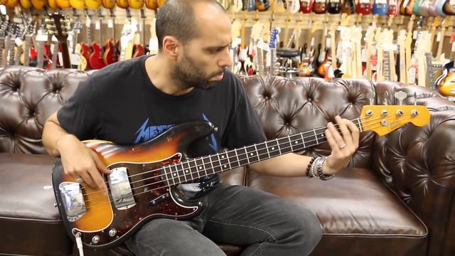 Guitar of the Day: 1966 Fender Precision Bass Sunburst | Norman's Rare Guitars смотреть онлайн