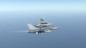 F - 16. Полет и бой.