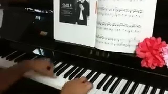 Smile - Michael Jackson / Charlie Chaplin(Piano solo) смотреть онлайн