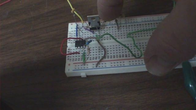 12 Volt 1 or 2 Watt CFL Driver - 555 Oscillator / Inverter - Sentex Kyle Mod II смотреть онлайн