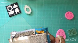 Тестирую массу для лепки в молдах