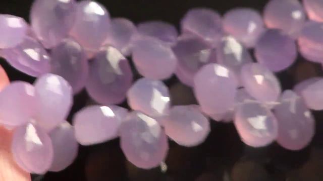 Lavender Purple Chalcedony Faceted Pear Briolettes, 9 - 10 mm смотреть онлайн