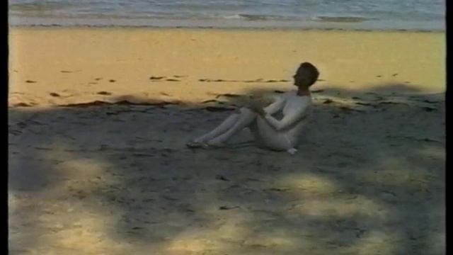 Сакральная архитектура тела: Натали Дроэн, Аркашонский залив, 1990-е гг. смотреть онлайн