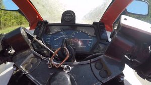 Кавасаки GPX600 максимальная скорость .