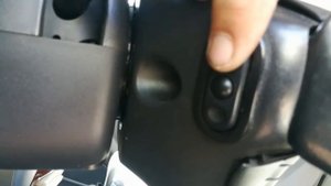 Управление магнитолой на Додж Караван кнопками с руля.