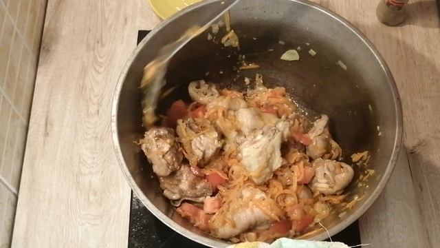 Тушеный картофель с курицей | Как тушить картофель | ВКУСНОДЕЛ смотреть онлайн