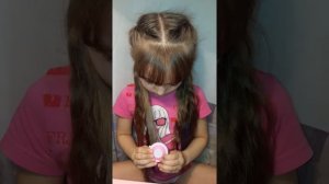 Чем красят дети волосы????