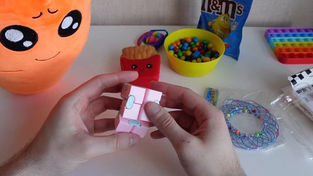 Шоколадный Pop It антистресс для Хрумки смотреть онлайн