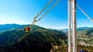 Самые ОПАСНЫЕ И ЭКСТРЕМАЛЬНЫЕ АТТРАКЦИОНЫ в мире!