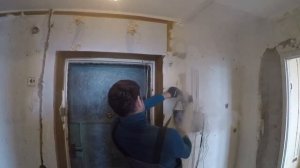 Штробление стен под проводку