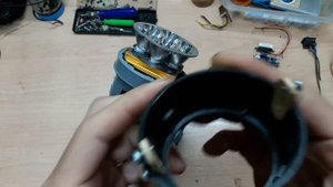 Самодельный светодиодный фонарь с питанием аккумулятора от шуруповёрта