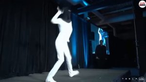 ТЕСЛА-РОБОТ Танцует