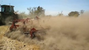 Стерневые культиваторы КСУ 8 в работе  Компания 'Юг Руси'