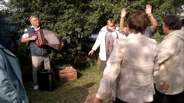 НИКОЛАЙ ШКАРИН И ИВАНЦЕВСКИЙ НАРОДНЫЙ ХОР РОДНИКИ