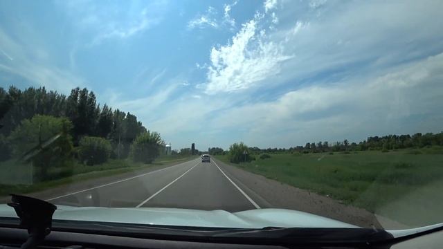 В УКРАИНУ на машине из РОССИИ НАС РАЗВЕРНУЛИ?? смотреть онлайн