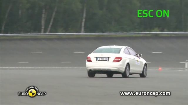 Euro NCAP | Mercedes C-Class Coupe | 2011 | ESC test смотреть онлайн